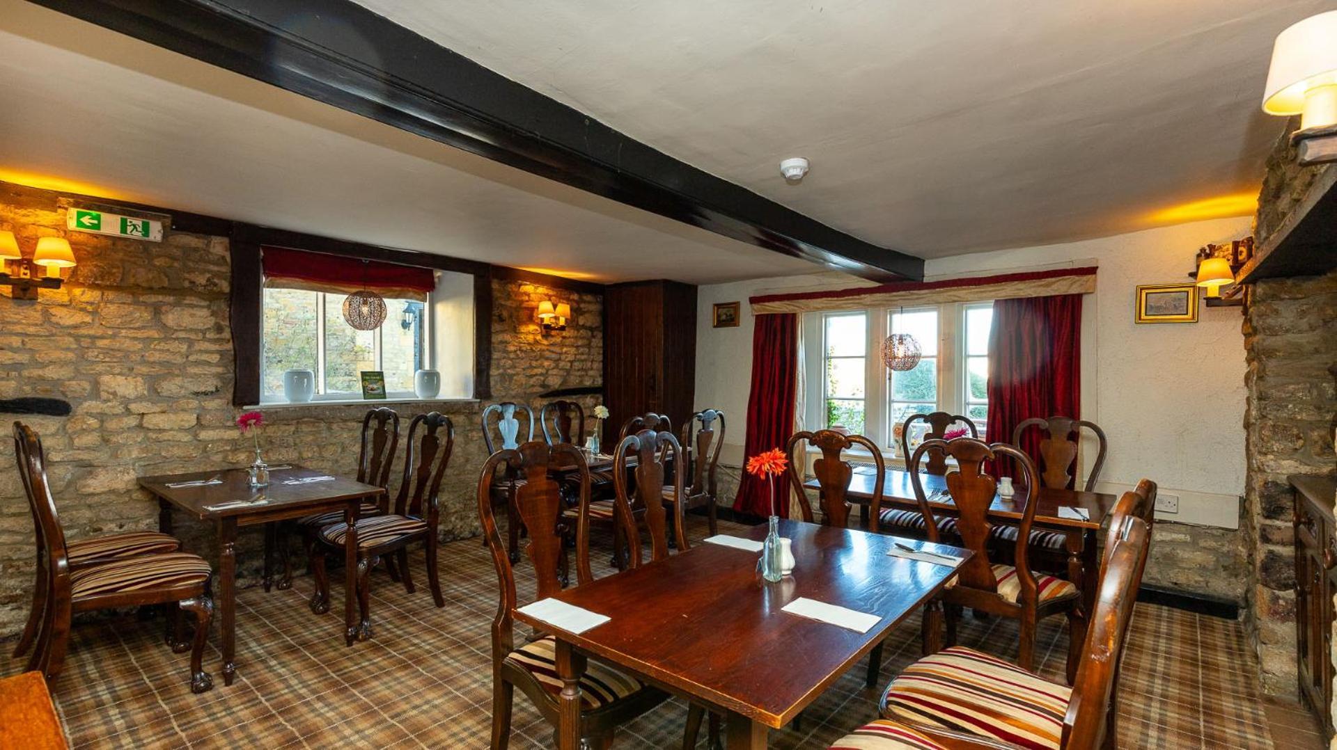 The Sibson Inn Hotel Water Newton Εξωτερικό φωτογραφία