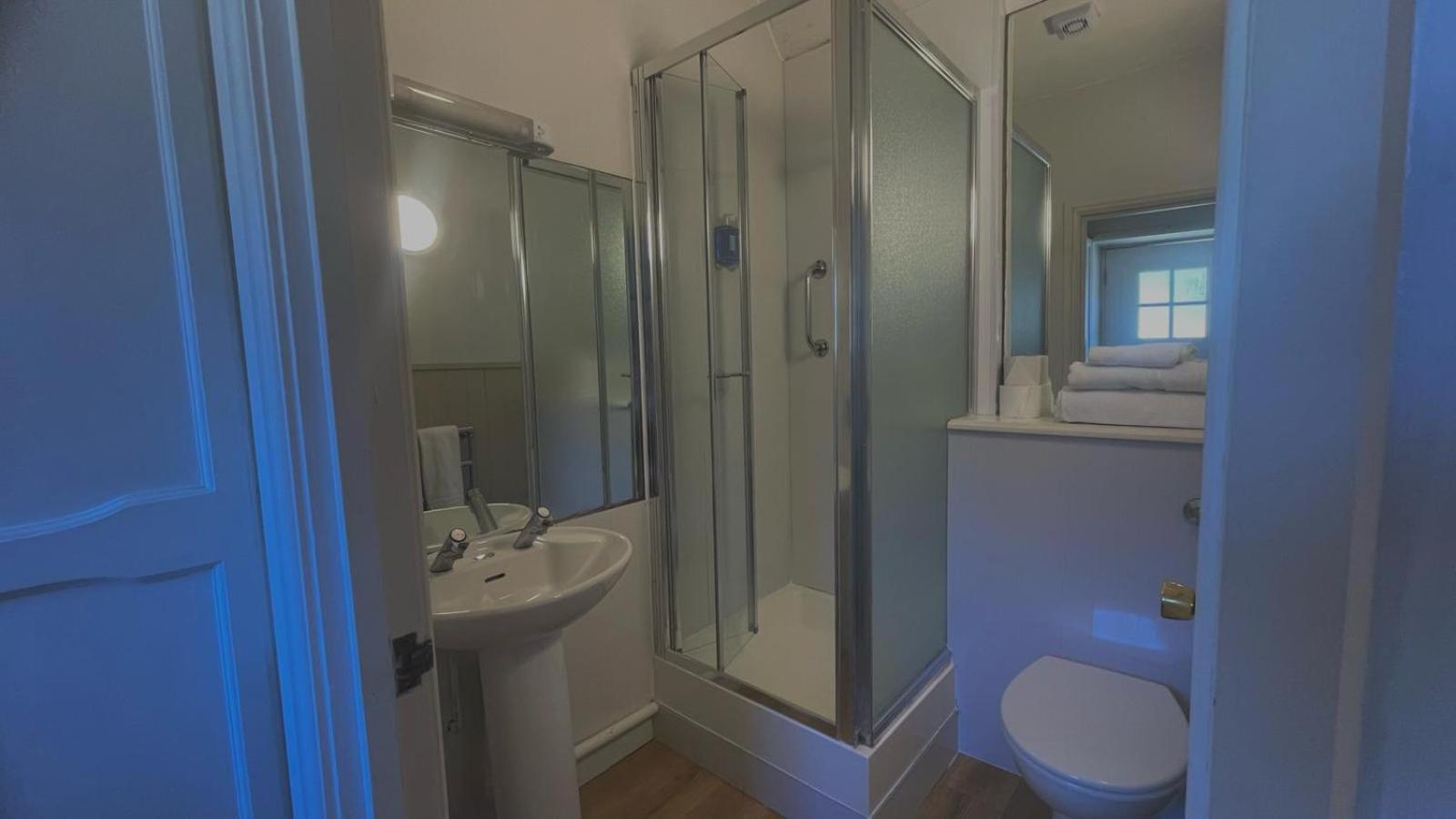 The Sibson Inn Hotel Water Newton Εξωτερικό φωτογραφία